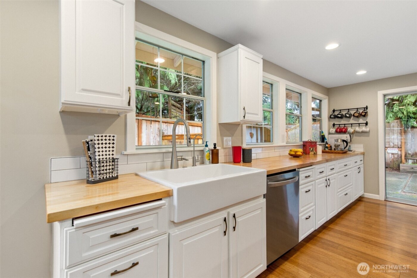 8924 NE 191st Place , Bothell, WA 98011