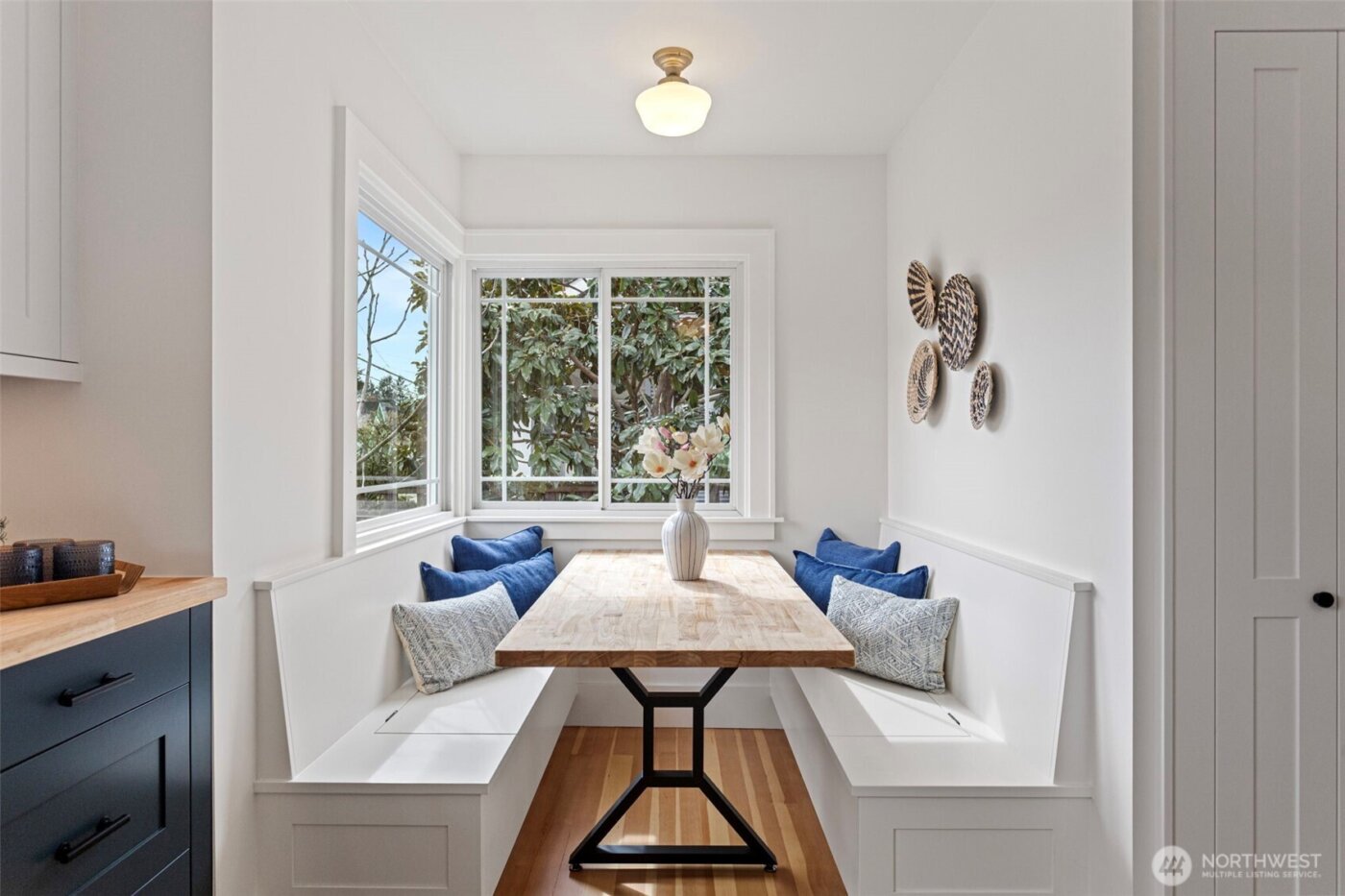 1425 S Hanford Street , Seattle, WA 98144