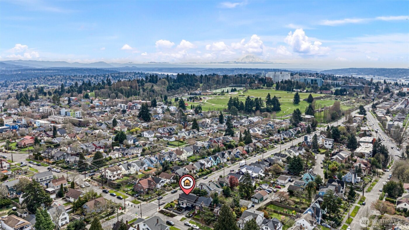 1425 S Hanford Street , Seattle, WA 98144