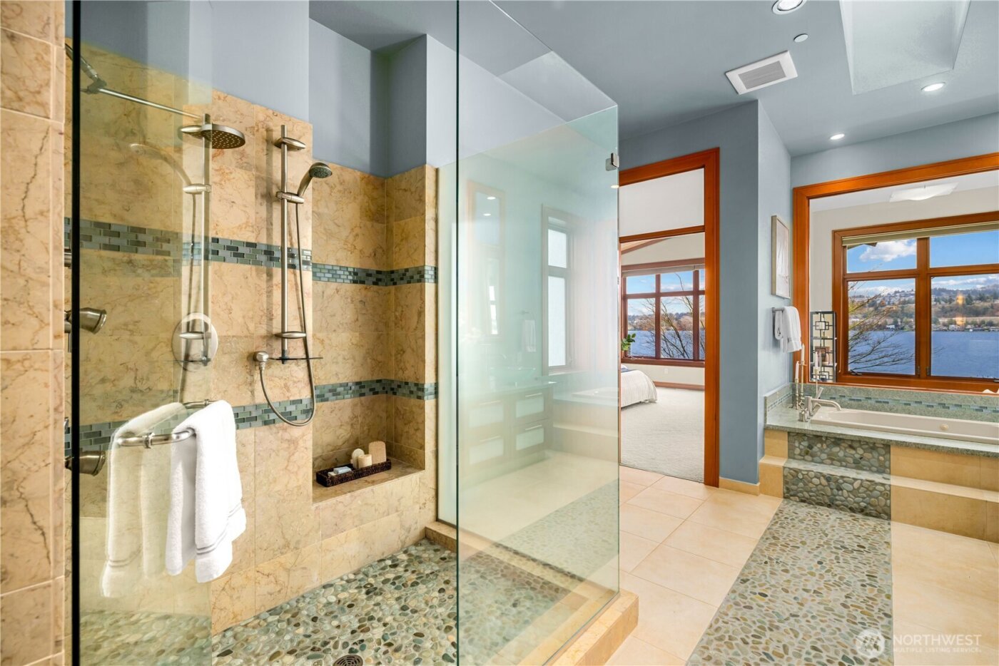 4632 E Mercer Way , Mercer Island, WA 98040