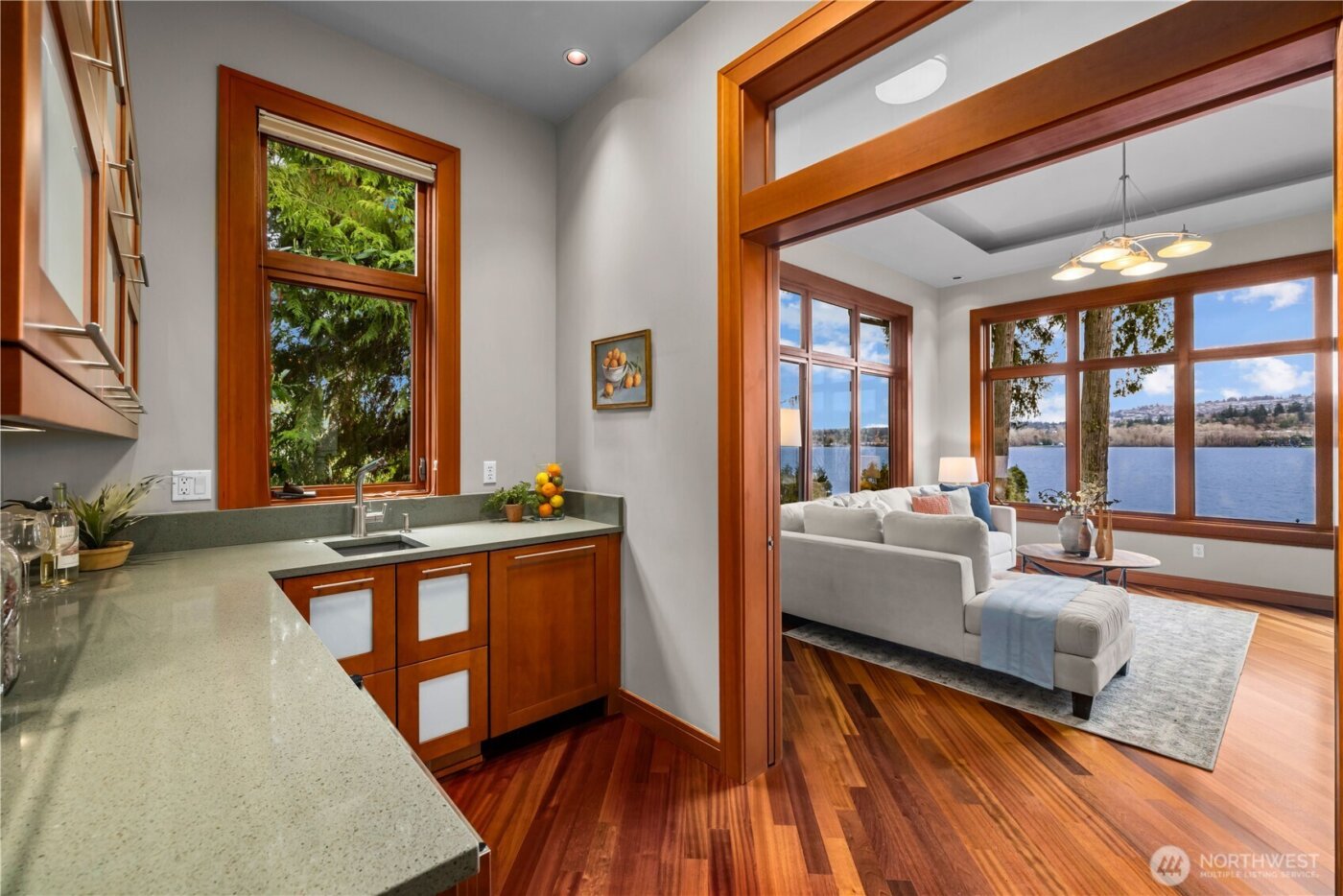 4632 E Mercer Way , Mercer Island, WA 98040