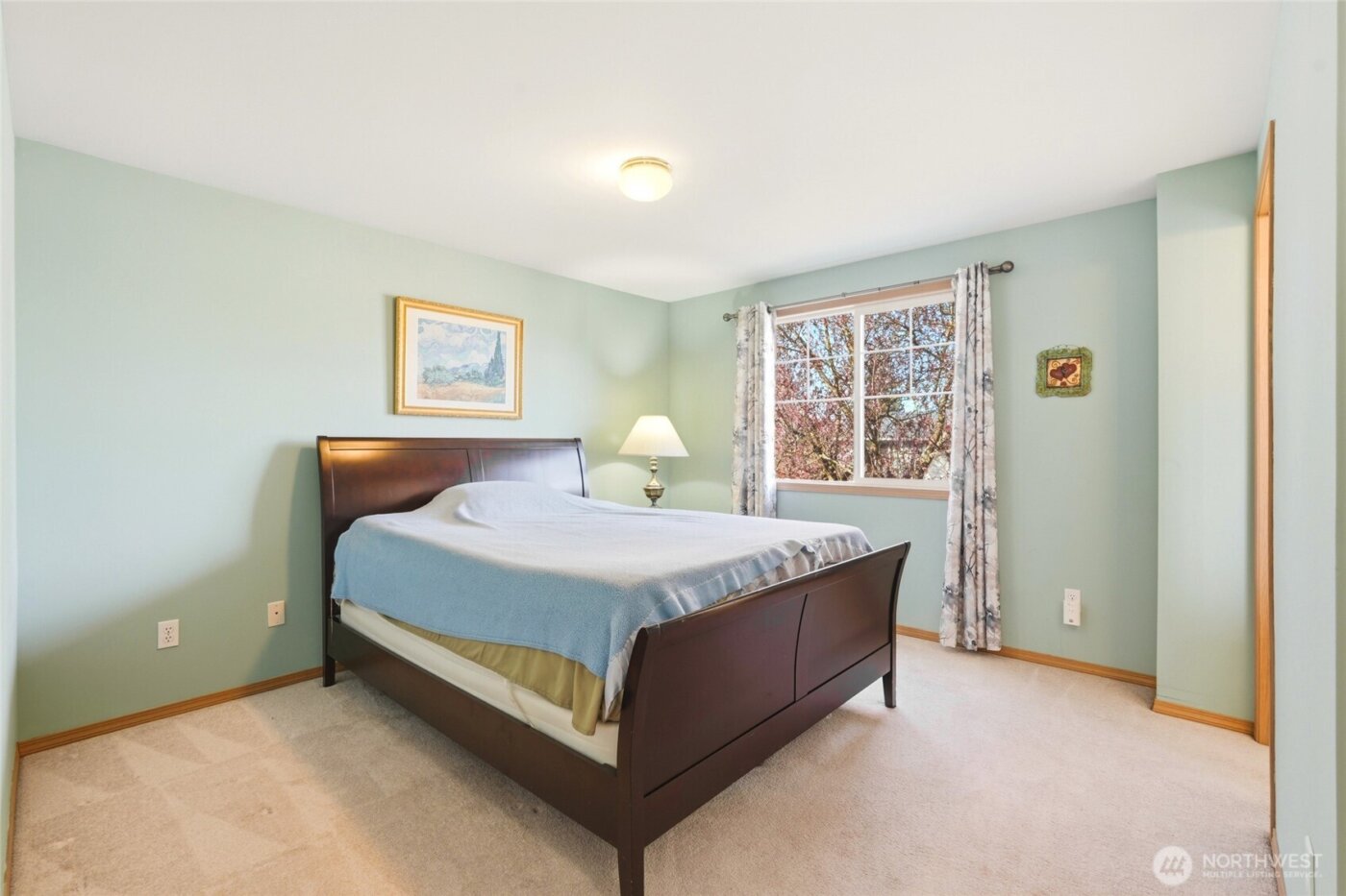 14929 19th Avenue W, Lynnwood, WA 98087