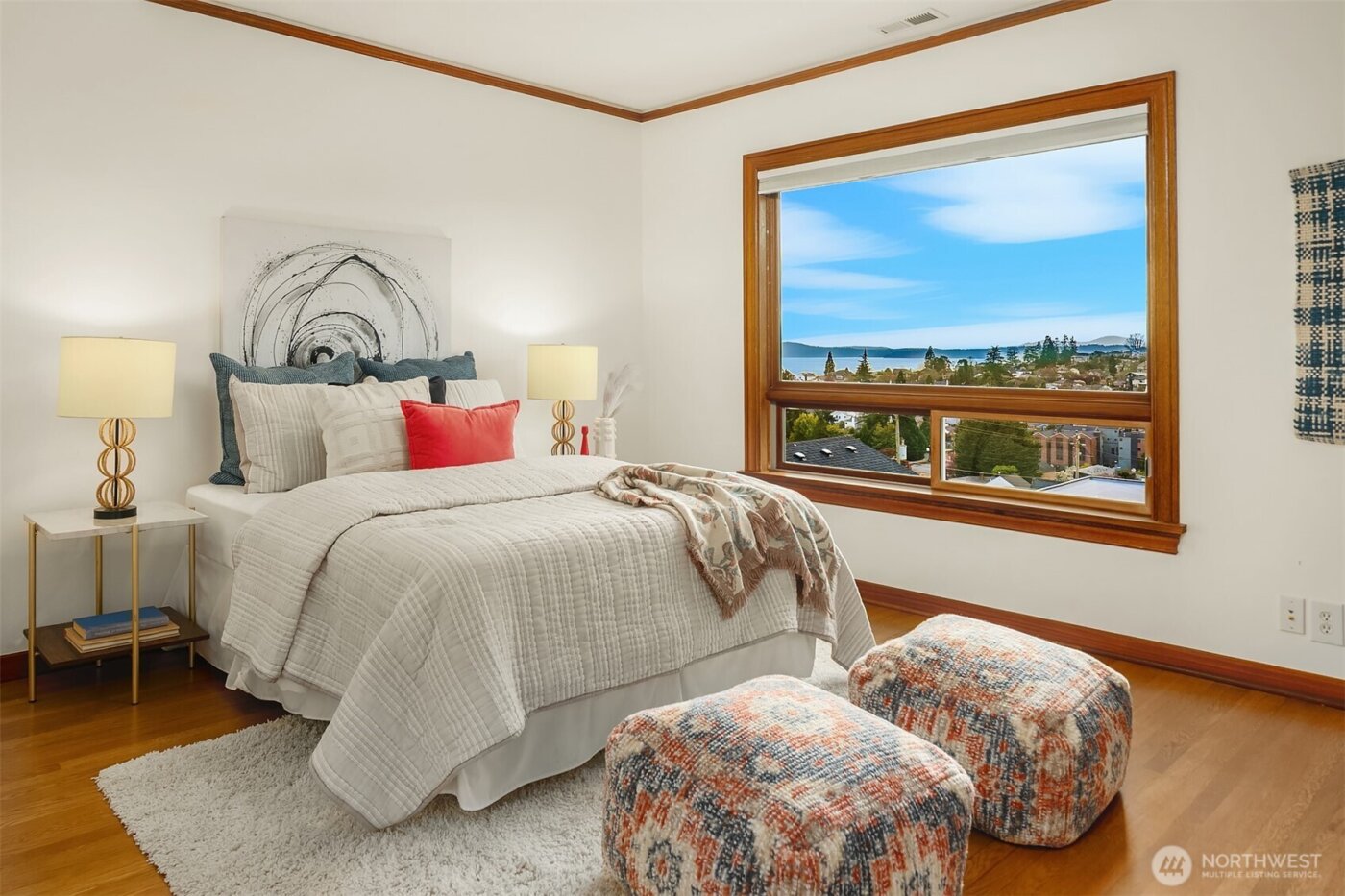 2409 29th Avenue W, Seattle, WA 98199