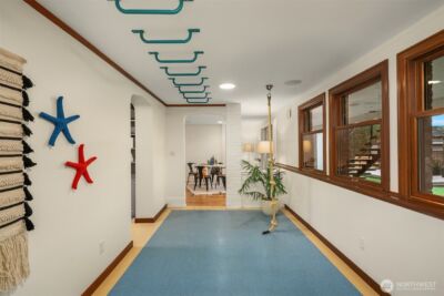 2409 29th Avenue W, Seattle, WA 98199 - Photo 28