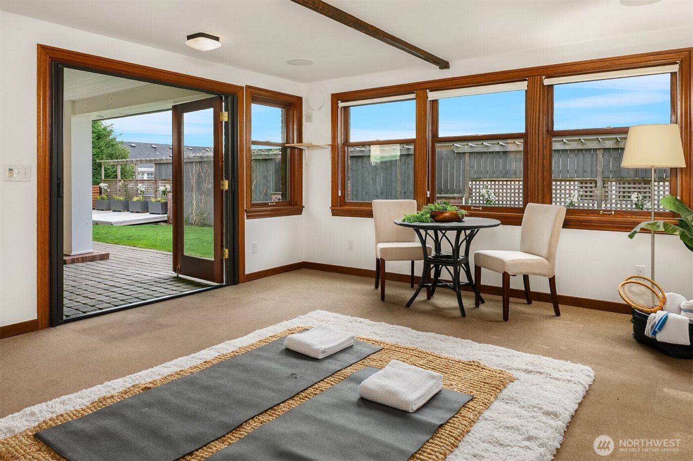 2409 29th Avenue W, Seattle, WA 98199