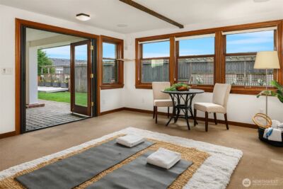 2409 29th Avenue W, Seattle, WA 98199 - Photo 29