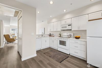 4808 NE Sunset Blvd #B105, Renton, WA 98059-4283 - Photo 9
