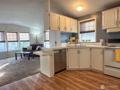 43010 SE North Bend Way #40, North Bend, WA 98045 - Photo 4