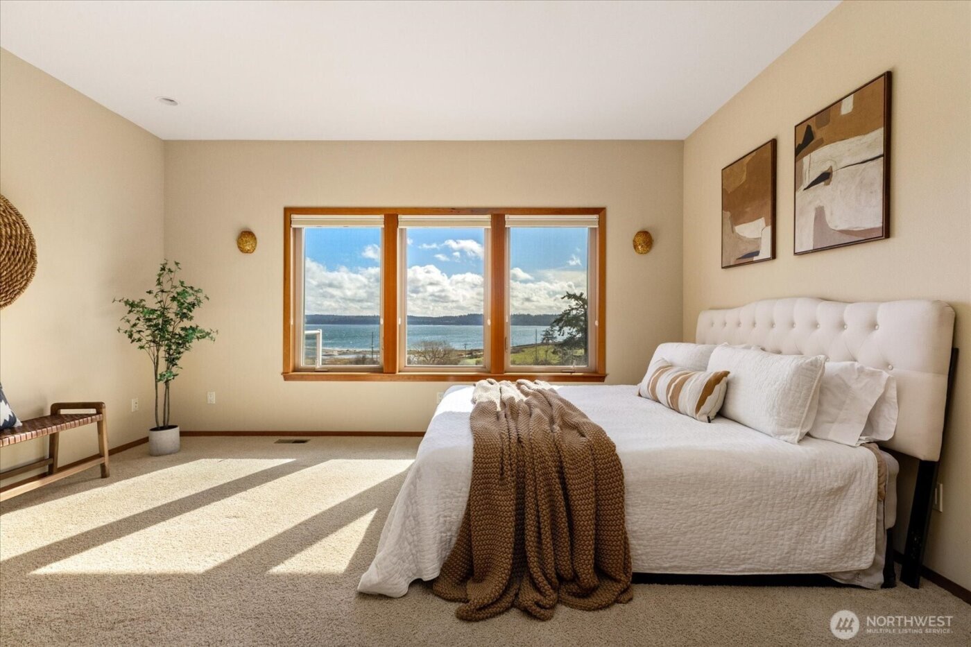 650 Skymeadow Drive , Coupeville, WA 98239