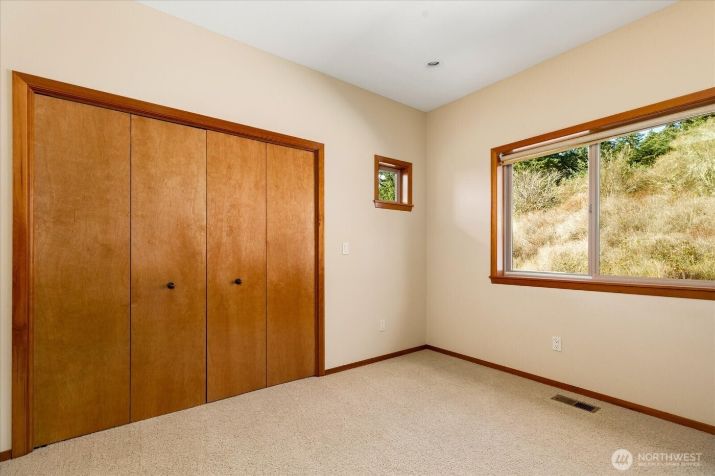 650 Skymeadow Drive , Coupeville, WA 98239