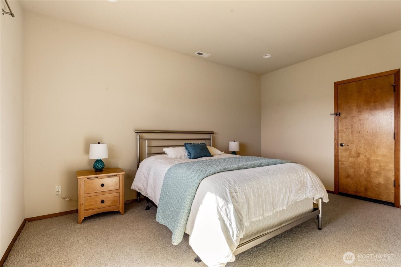 650 Skymeadow Drive , Coupeville, WA 98239