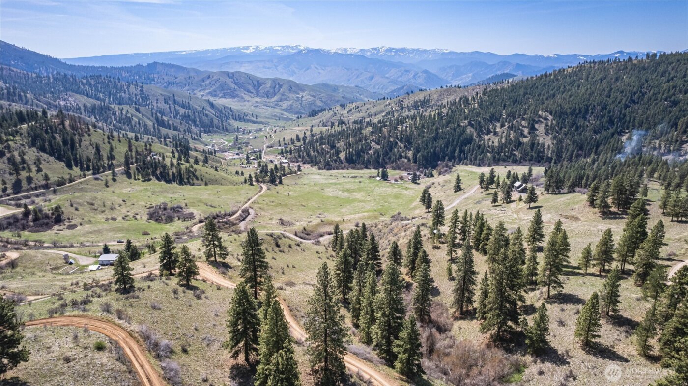 9640 Nahahum Canyon Road , Cashmere, WA 98815