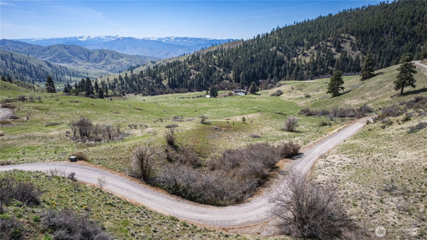 9640 Nahahum Canyon Road , Cashmere, WA 98815