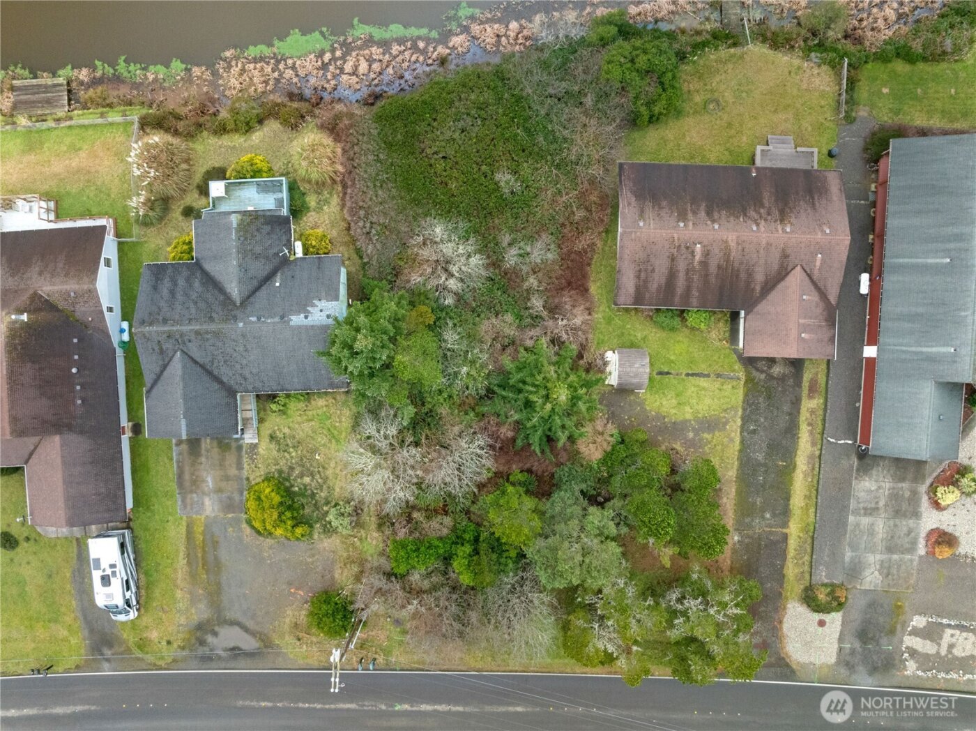 569 Canal Drive NE, Ocean Shores, WA 98569