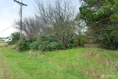 569 Canal Drive NE, Ocean Shores, WA 98569 - Photo 13