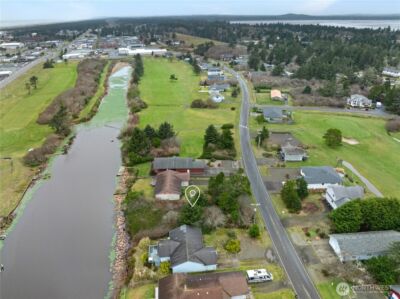 569 Canal Drive NE, Ocean Shores, WA 98569 - Photo 5