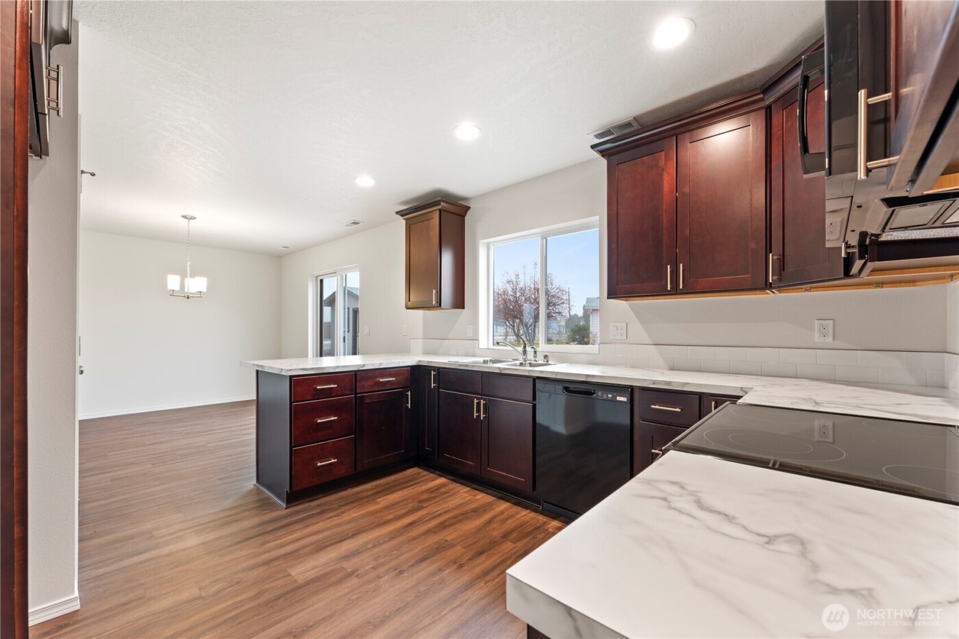 605 Kent Avenue , Royal City, WA 99357