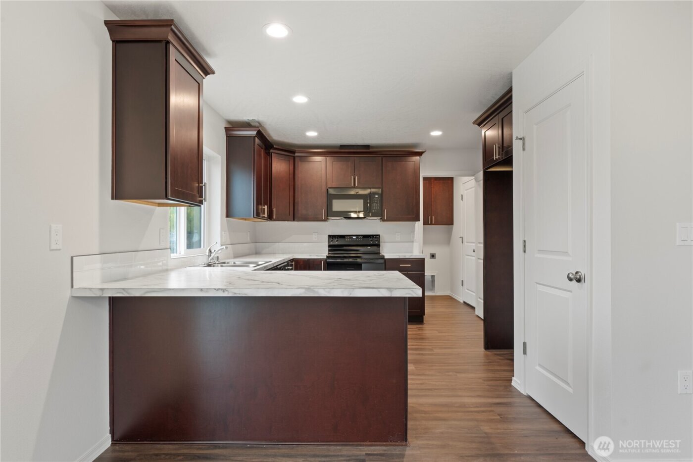 605 Kent Avenue , Royal City, WA 99357