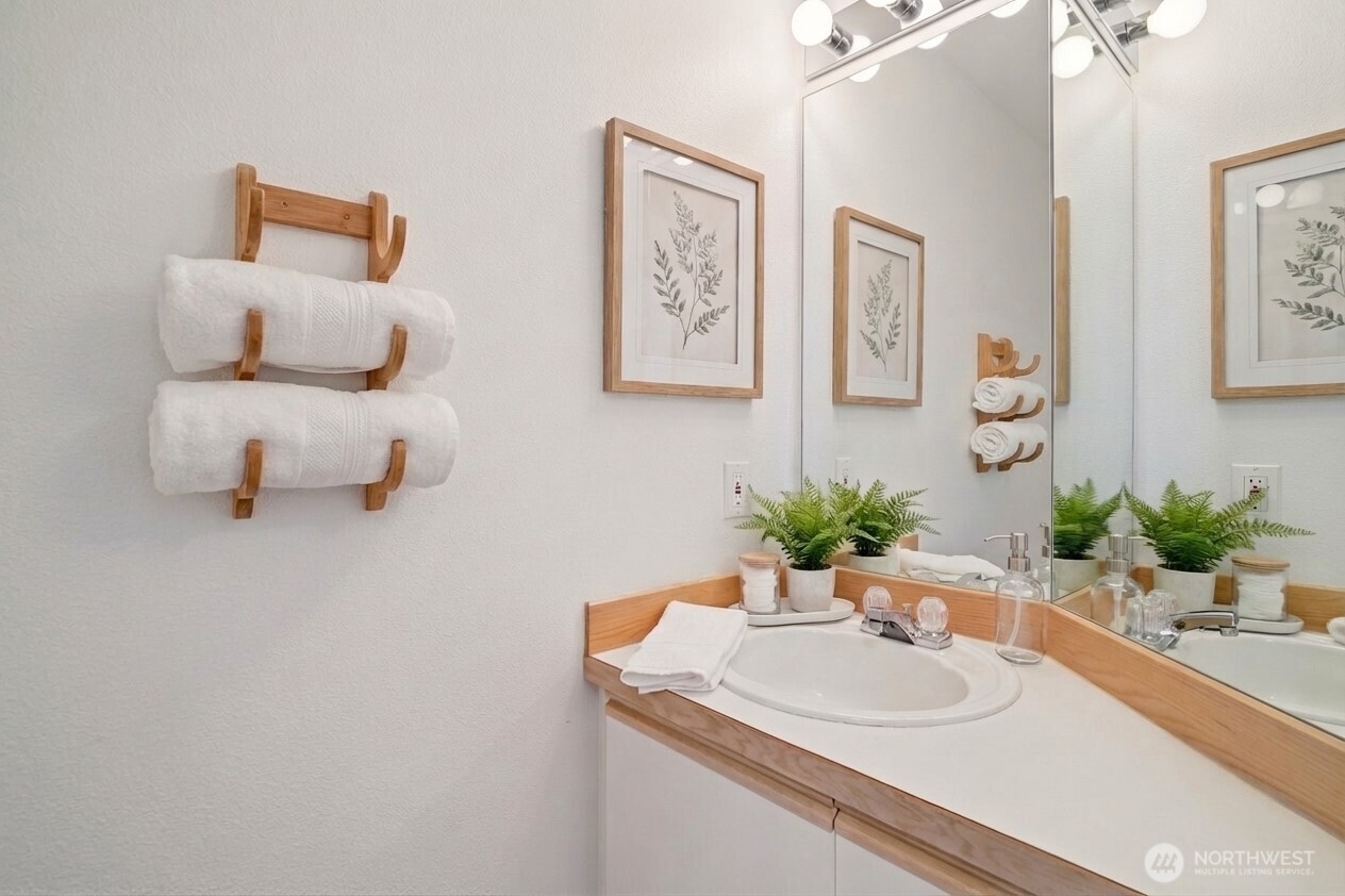 23628 55th Place S #15-3, Kent, WA 98032