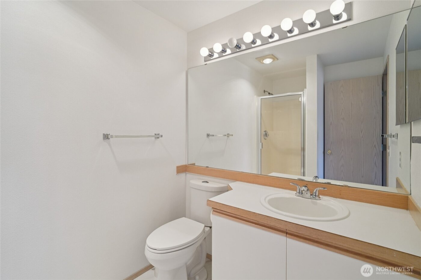 23628 55th Place S #15-3, Kent, WA 98032