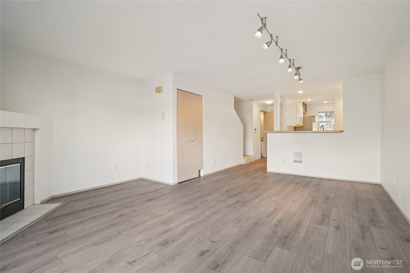 23628 55th Place S #15-3, Kent, WA 98032