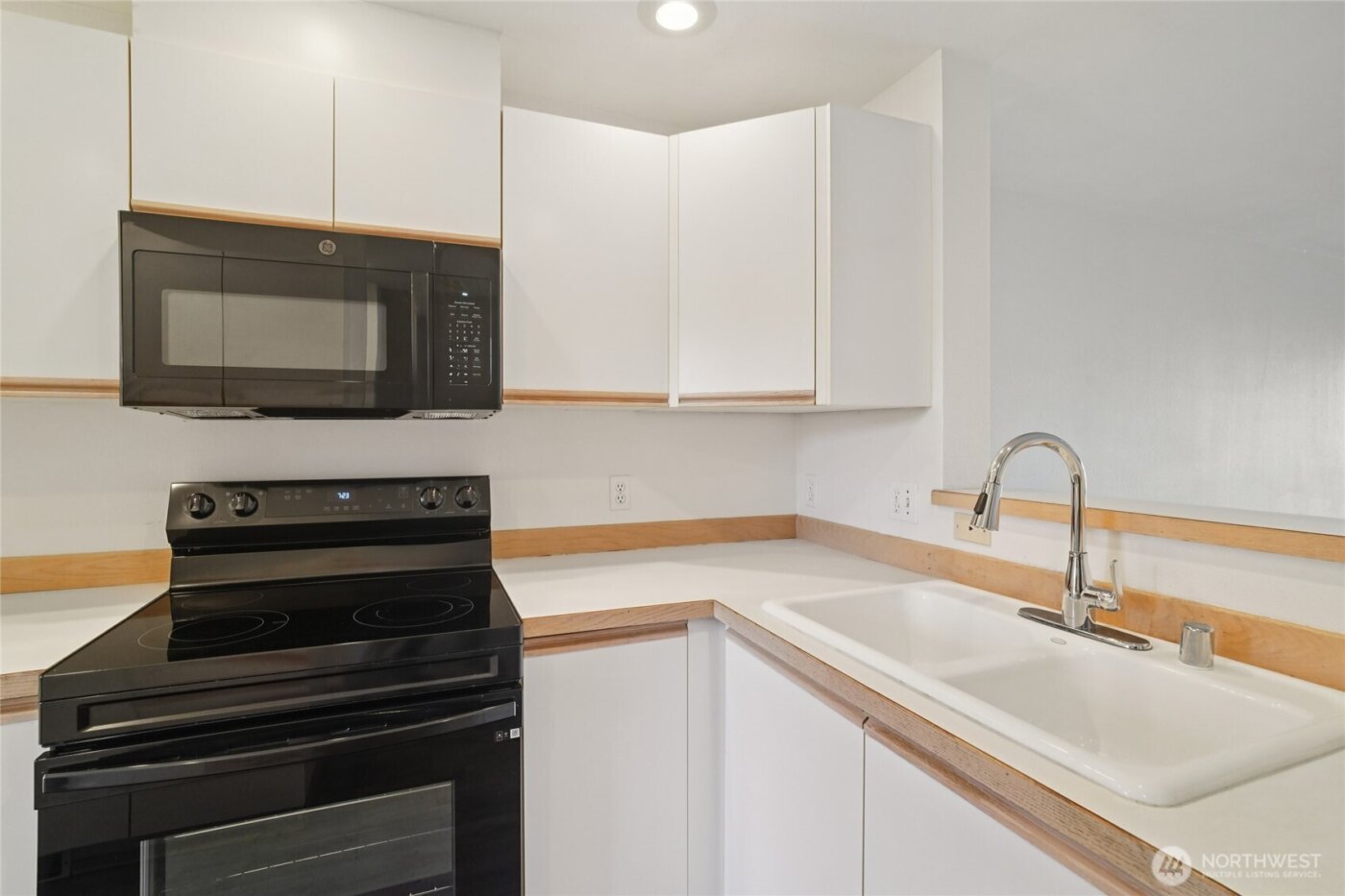 23628 55th Place S #15-3, Kent, WA 98032