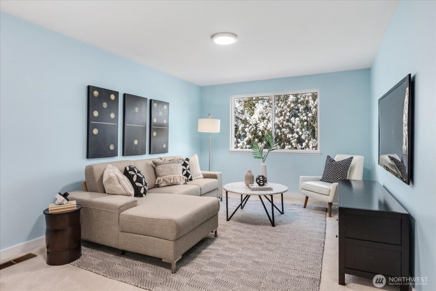 22621 8th Drive SE, Bothell, WA 98021-8276