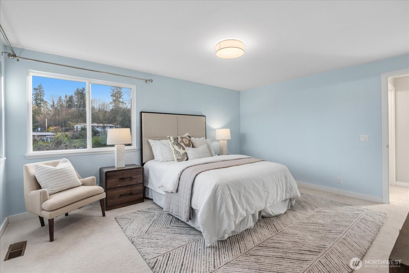 22621 8th Drive SE, Bothell, WA 98021-8276