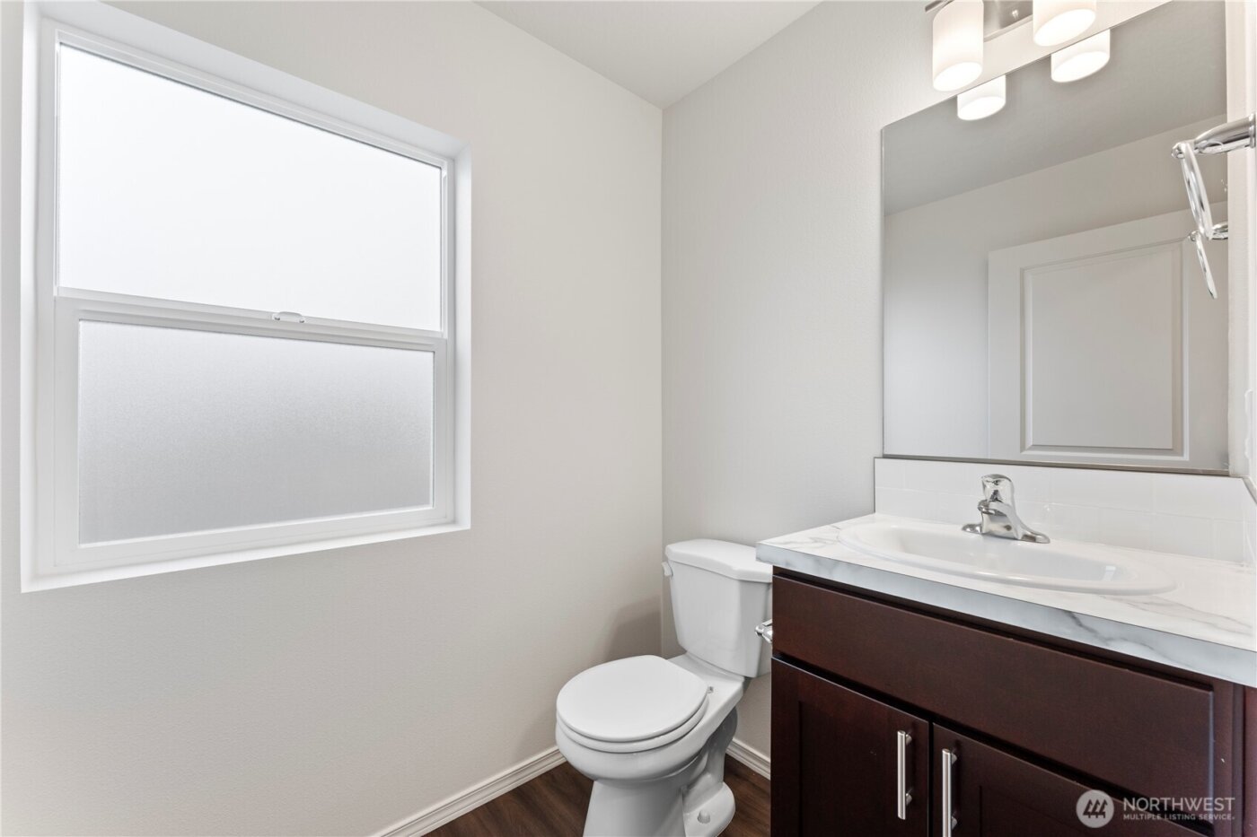 597 Karen Avenue , Royal City, WA 99357