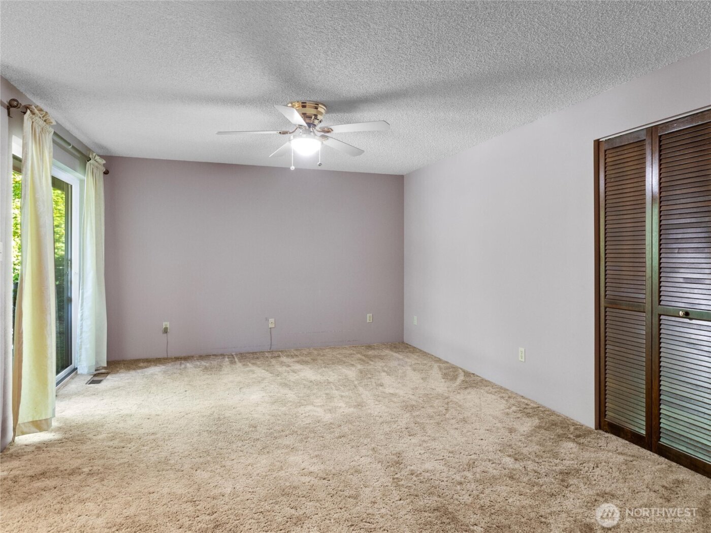 9907 Blomberg Street SW, Olympia, WA 98512-9148