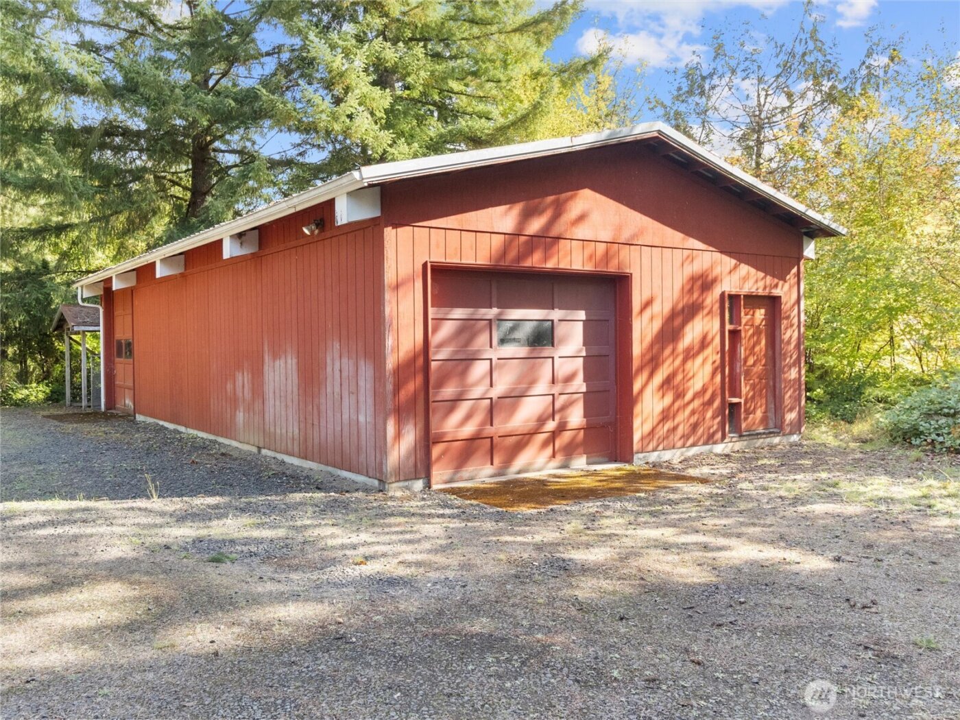 9907 Blomberg Street SW, Olympia, WA 98512-9148