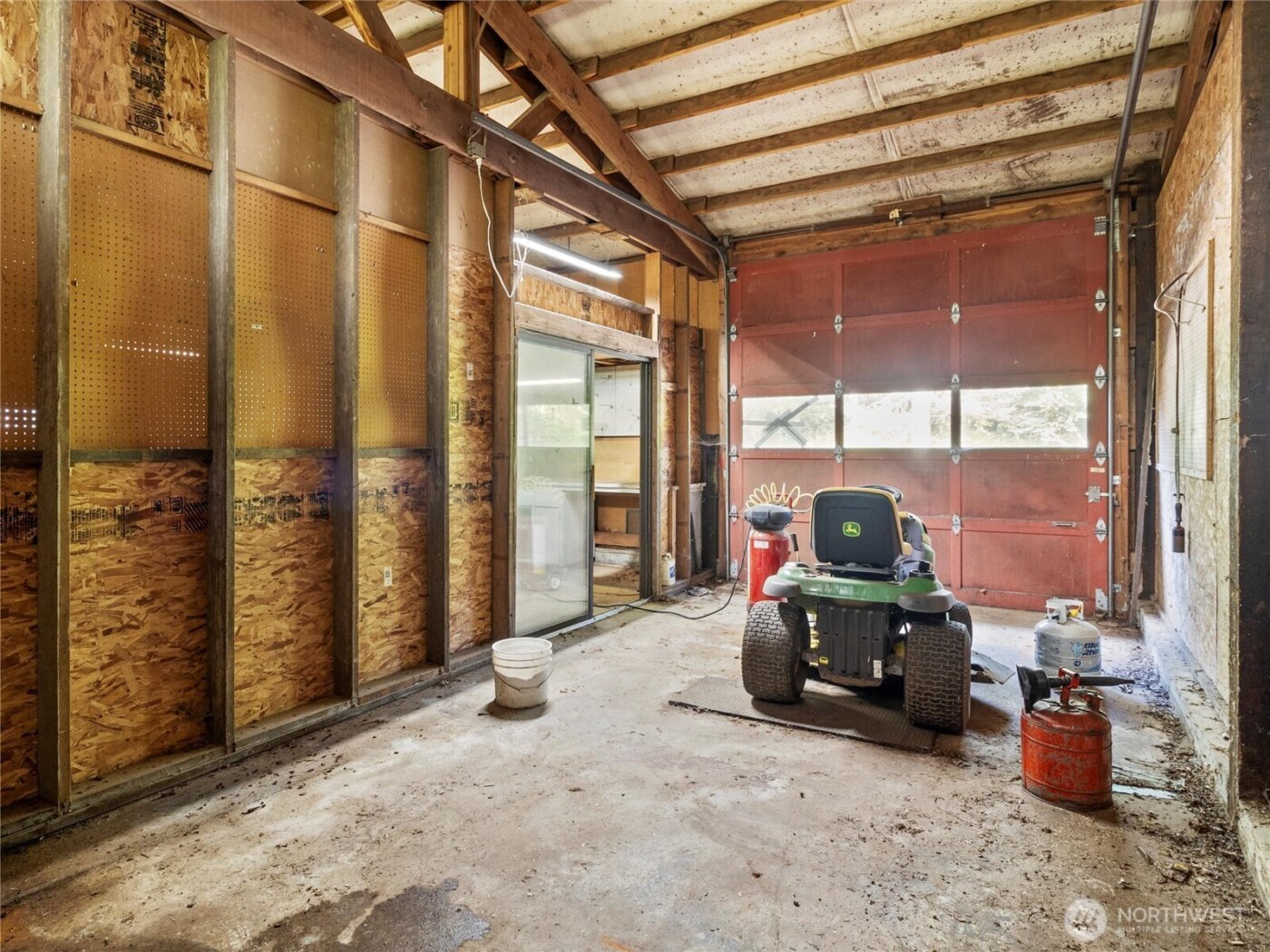 9907 Blomberg Street SW, Olympia, WA 98512-9148