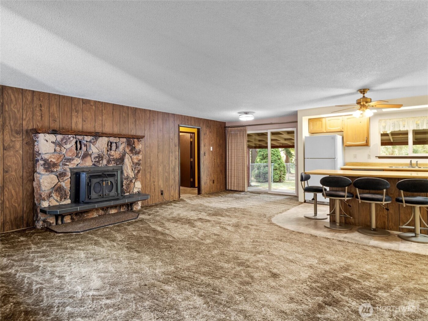 9907 Blomberg Street SW, Olympia, WA 98512-9148