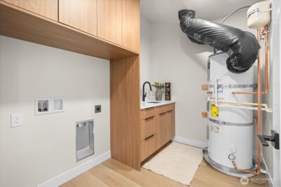 14308 Roslyn Place N, Seattle, WA 98133 - Photo 23