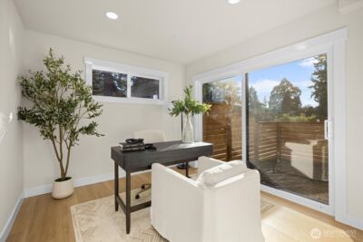 14308 Roslyn Place N, Seattle, WA 98133 - Photo 24