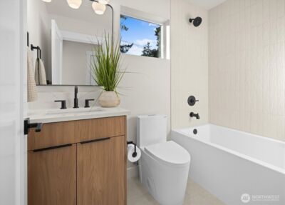 14308 Roslyn Place N, Seattle, WA 98133 - Photo 26