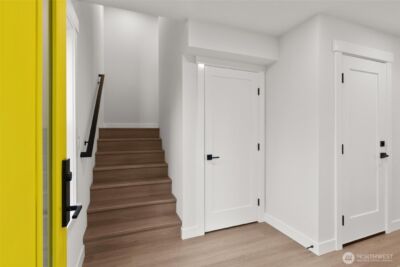 14308 Roslyn Place N, Seattle, WA 98133 - Photo 3