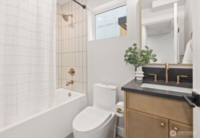 14308 Roslyn Place N #B, Seattle, WA 98133 - Photo 16