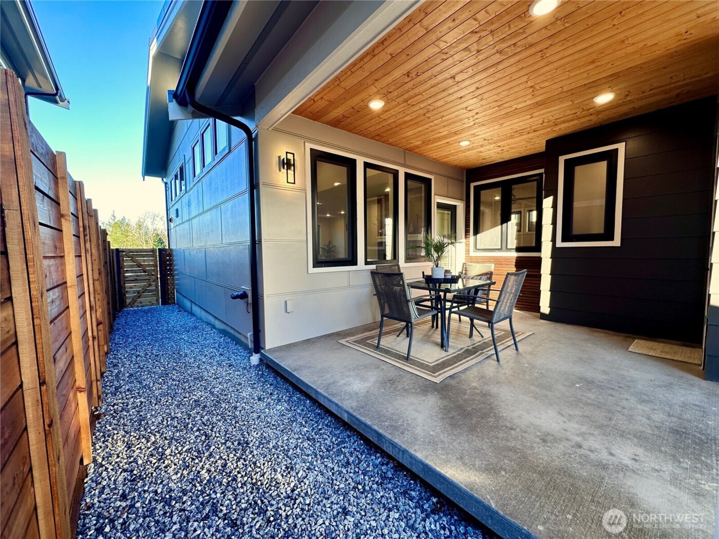 4304 Creston Way , Bellingham, WA 98226