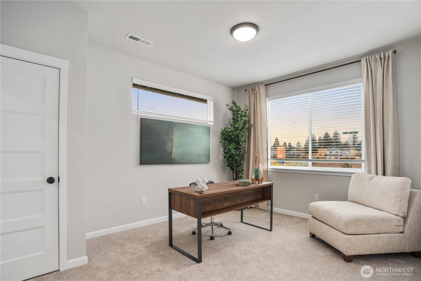 1112 68th Loop SE #8, Tumwater, WA 98501