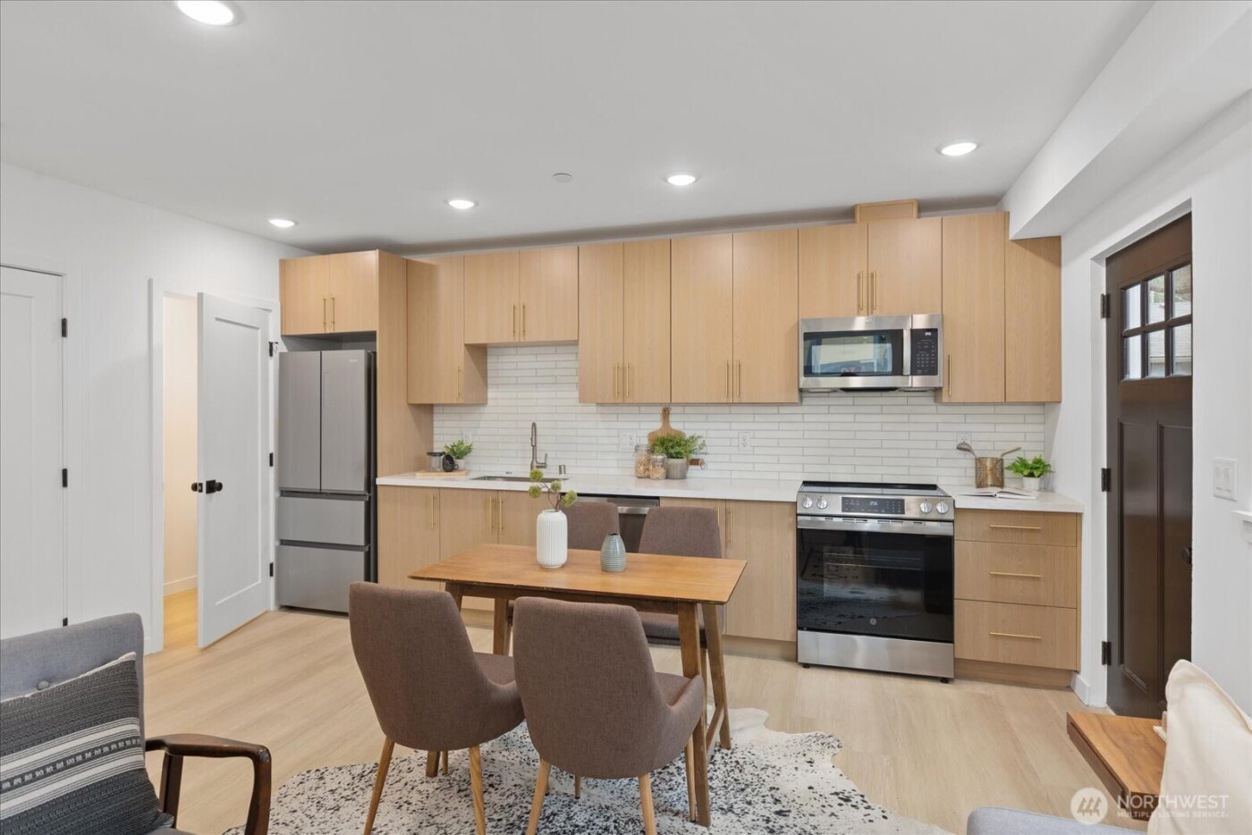 830 S Sullivan Street #B, Seattle, WA 98108