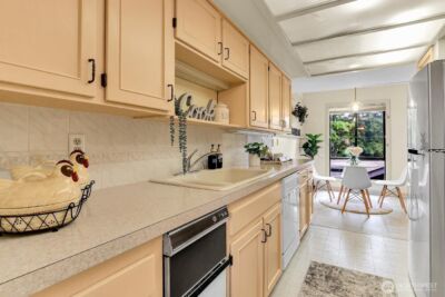 1541 NE 143rd Street #H5, Seattle, WA 98125 - Photo 12