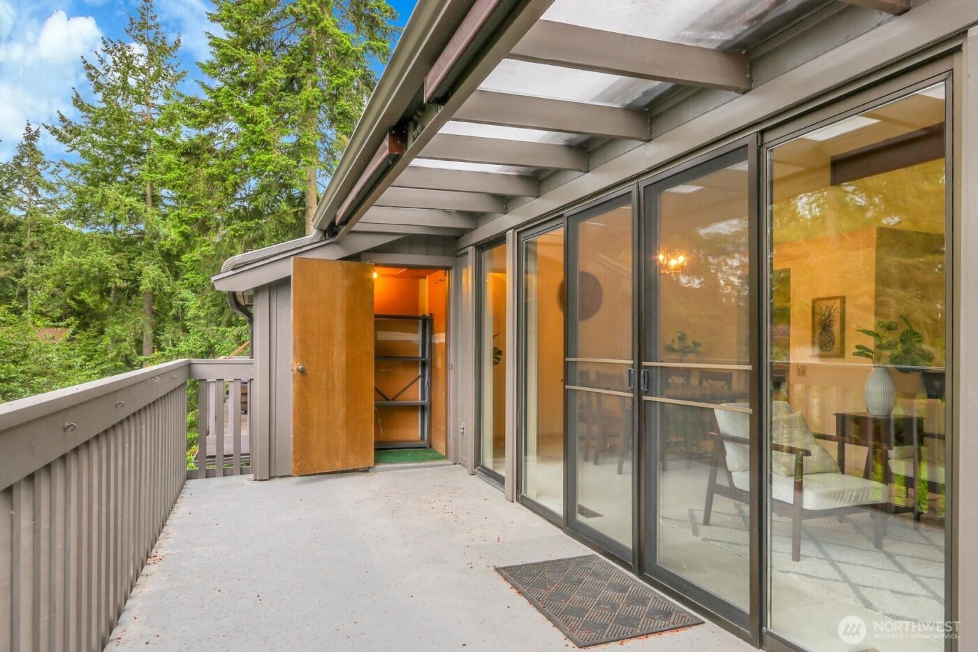 1541 NE 143rd Street #H5, Seattle, WA 98125