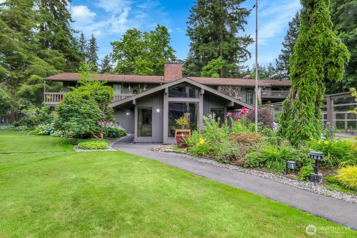 1541 NE 143rd Street #H5, Seattle, WA 98125