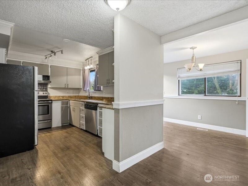 13906 126th Avenue E, Puyallup, WA 98374