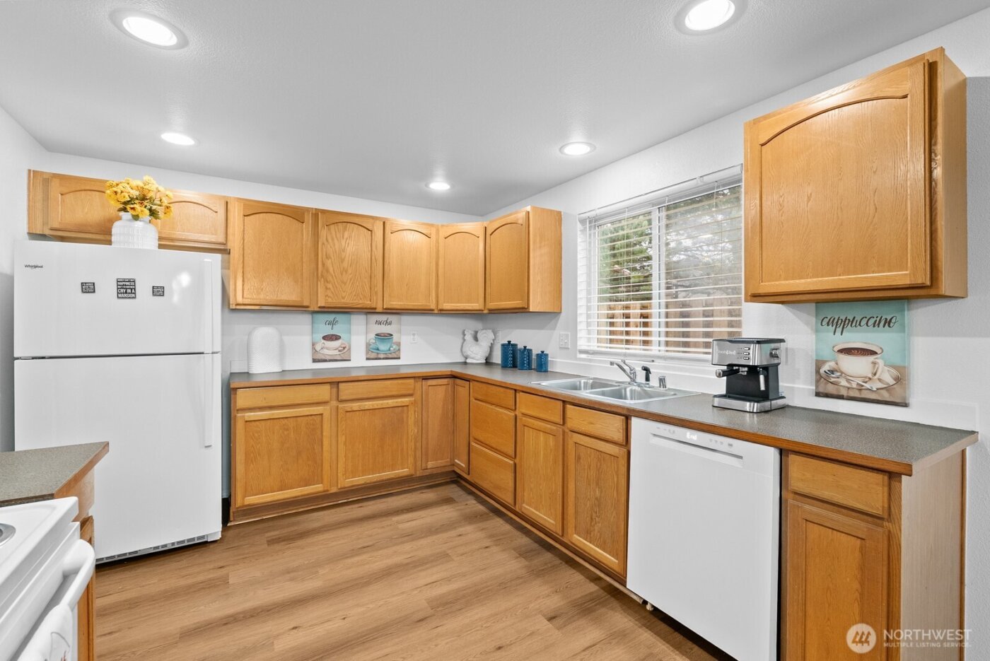 5035 Pacific Avenue , Tacoma, WA 98408