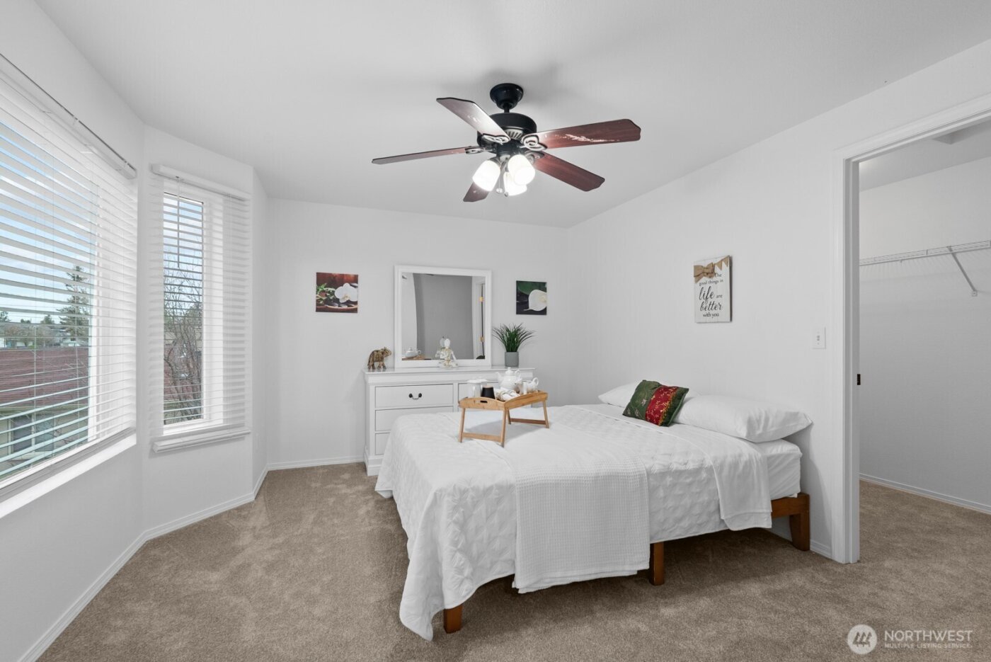 5035 Pacific Avenue , Tacoma, WA 98408