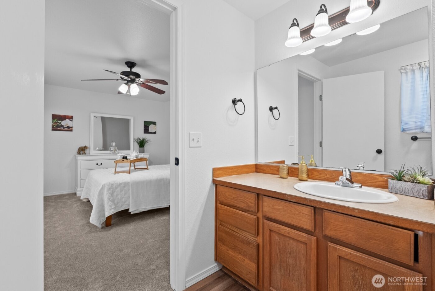 5035 Pacific Avenue , Tacoma, WA 98408