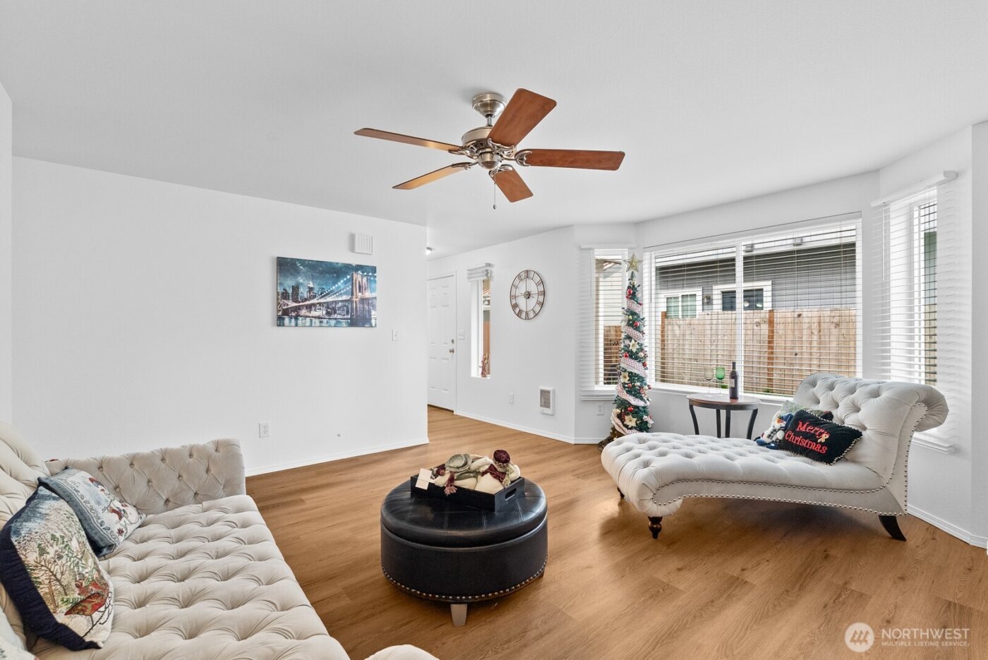 5035 Pacific Avenue , Tacoma, WA 98408