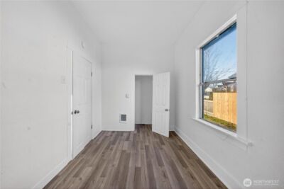 7007 S Puget Sound Avenue , Tacoma, WA 98409 - Photo 8